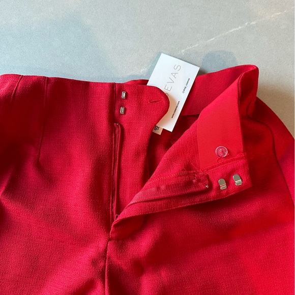 *NWT* High Waisted Tweed Shorts | Red | Size Small - Picture 2 of 5